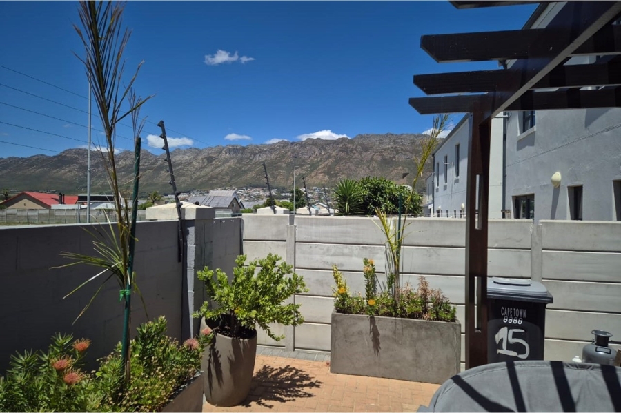3 Bedroom Property for Sale in Onverwacht Western Cape